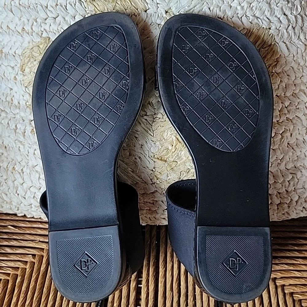 Donald J. Pliner Gelda-26, black, sandals, size 6M